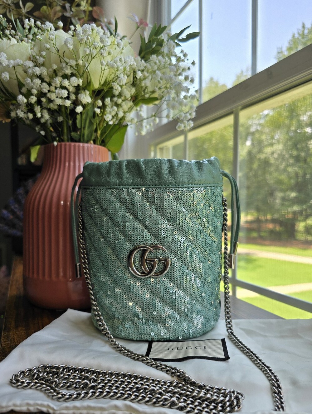 Gucci GG Marmont Bucket Bag Diagonal Quilted Sequins Mini Bag